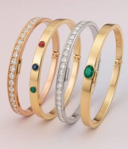 Best time to buy luxury brands online l Jeulia Jewelry