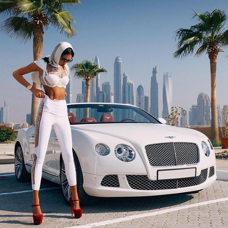curated luxury lifestyle member club l The Art of Timing: Why Strategic Waiting Elevates Your Luxury Wardrobe- Art of the curated collection- Chichotclub