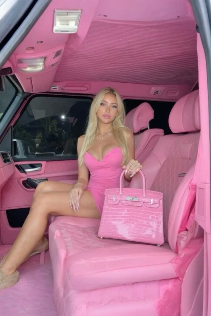 authentic luxury fashion market l Chic Hot Club- Shopping Luxury Fashion